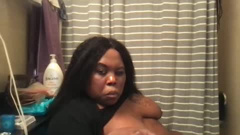 Chocolate  Candy   Stick online show from 01-20-25, 07:36