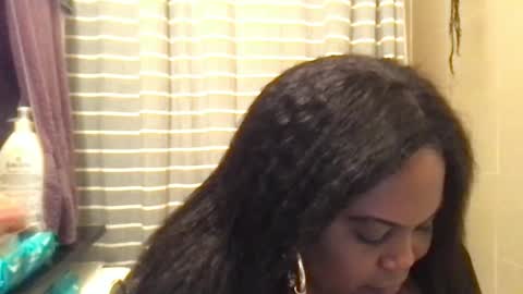 Chocolate  Candy   Stick online show from 01-21-25, 11:02