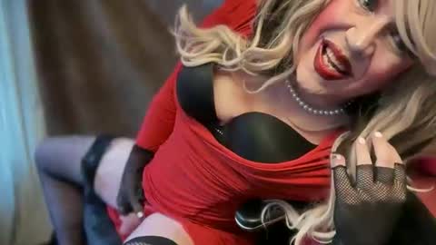 Snapshot of mskarentoy chatting on 01-17-26, 08:45 mskarentoy online show from 01-17-26, 08:45