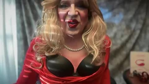 Snapshot of mskarentoy chatting on 02-14-26, 09:55 mskarentoy online show from 02-14-26, 09:55