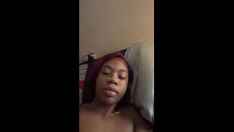 mskitty000 online show from 12-21-25, 07:43