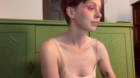 Snapshot of msprissylynx chatting on 10-06-25, 01:14 Adela Rose MsPrissyLynx online show from 10-06-25, 01:14