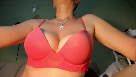 Snapshot of mspurrfectlove chatting on 09-13-25, 02:55 MsPurrfectLove online show from 09-13-25, 02:55