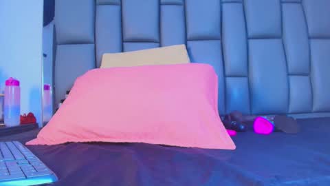 Snapshot of mss_mar chatting on 03-19-26, 12:09 FERNANDA 3 online show from 03-19-26, 12:09