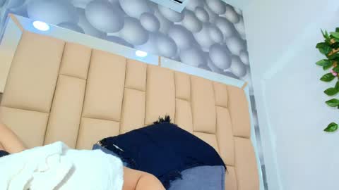 MARIA ANTONELLA 3 online show from 05-10-26, 05:12