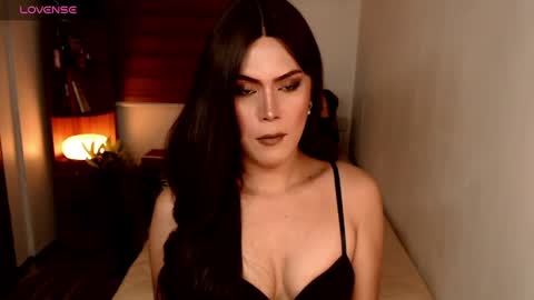 Snapshot of msveeyxo1 chatting on 04-05-26, 12:46 Veey online show from 04-05-26, 12:46