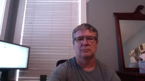 Snapshot of mtbrdr76 chatting on 04-27-26, 09:46 Fun time Daddy online show from 04-27-26, 09:46