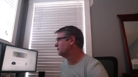 Snapshot of mtbrdr76 chatting on 05-01-26, 05:39 Fun time Daddy online show from 05-01-26, 05:39
