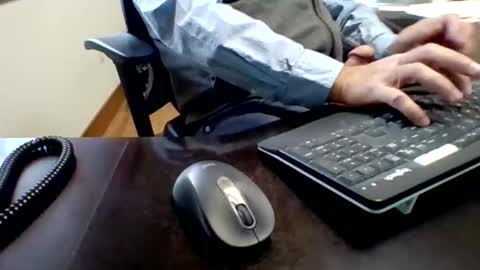 Snapshot of mttoker chatting on 05-21-26, 03:41 mttoker online show from 05-21-26, 03:41