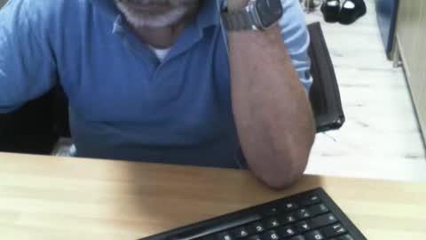 Snapshot of mtwpaul chatting on 10-01-25, 01:17 mtwpaul online show from 10-01-25, 01:17