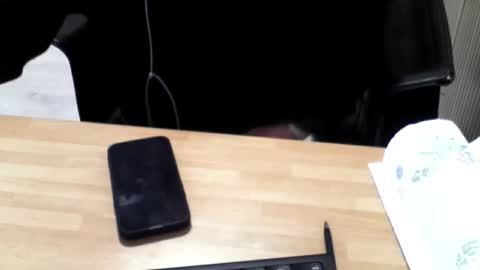 Snapshot of mtwpaul chatting on 11-10-25, 09:08 mtwpaul online show from 11-10-25, 09:08