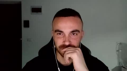 Snapshot of mu5clemania chatting on 01-07-25, 02:30 Victor online show from 01-07-25, 02:30