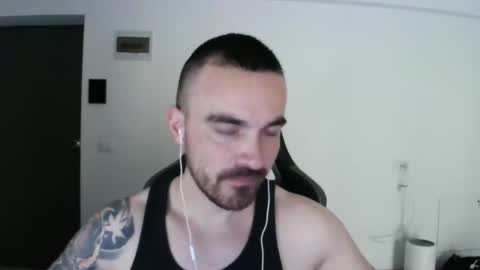 Snapshot of mu5clemania chatting on 02-02-25, 06:58 Victor online show from 02-02-25, 06:58