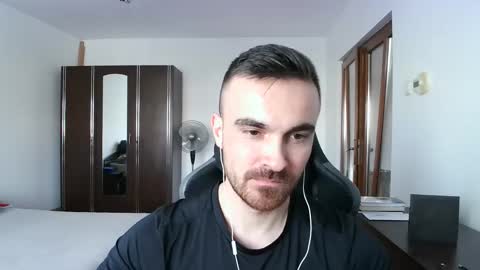 Victor online show from 12-18-25, 12:22