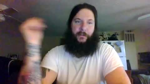 Mudge online show from 01-01-25, 02:41