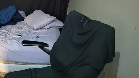 Muffdiver online show from 02-24-25, 11:43