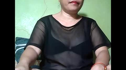 muffy_bunny online show from 04-01-26, 06:27