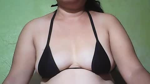 Snapshot of muffy_bunny chatting on 06-28-26, 08:15 muffy_bunny online show from 06-28-26, 08:15