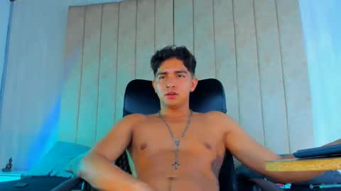 muichiro tokito1 online show from 01-28-25, 10:23