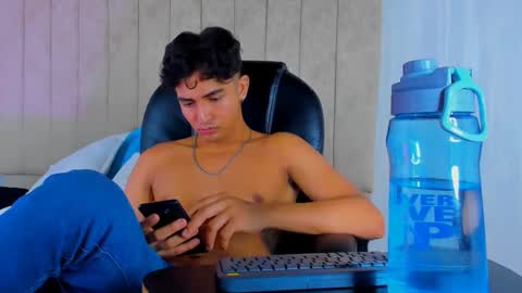 muichiro tokito1 online show from 03-02-25, 04:17