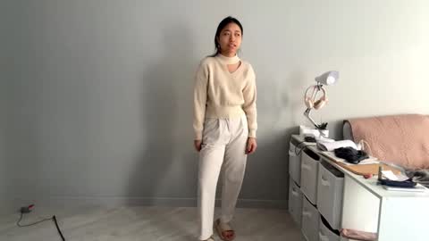 Mia online show from 02-09-26, 11:09