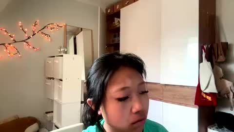Snapshot of muiklecha chatting on 08-07-26, 02:13 Mia online show from 08-07-26, 02:13