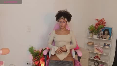 HEY GUYS IF YOU LIKE SEXY SHOW YOU ARE IN THE CORRECT PLACE CU WENESDAY PVT OPEN   TRANSMISSION TIME 5 PM - 10 PM COLOMBIA online show from 05-05-26, 01:46