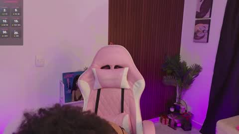 HEY GUYS IF YOU LIKE SEXY SHOW YOU ARE IN THE CORRECT PLACE CU WENESDAY PVT OPEN   TRANSMISSION TIME 5 PM - 10 PM COLOMBIA online show from 06-17-26, 01:19