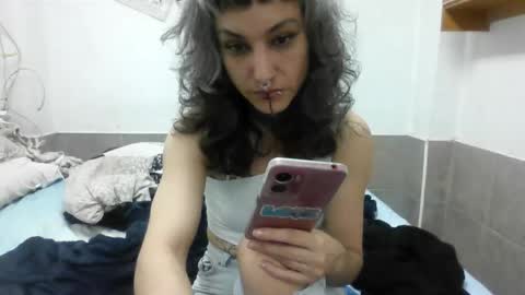 Snapshot of mulderandvalkyrie chatting on 10-21-25, 06:36 mulderandvalkyrie online show from 10-21-25, 06:36