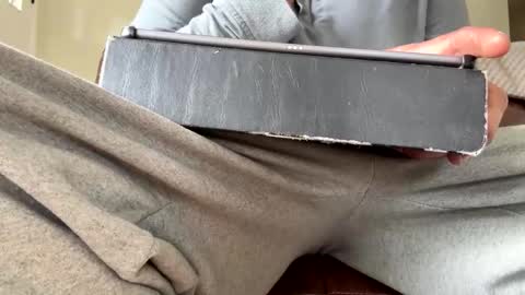 Snapshot of mullato_milkshake chatting on 04-06-26, 06:31 Kai online show from 04-06-26, 06:31