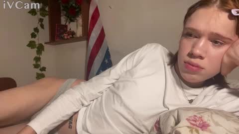 Snapshot of mun_poli chatting on 10-04-25, 11:14 Polik online show from 10-04-25, 11:14