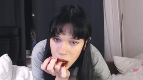 Snapshot of mun_poli chatting on 02-28-26, 07:04 Polik online show from 02-28-26, 07:04