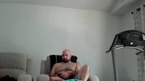 Bearded online show from 05-23-26, 07:18