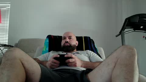 Bearded online show from 07-14-26, 06:24