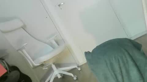 mundanephotos online show from 03-06-25, 09:03