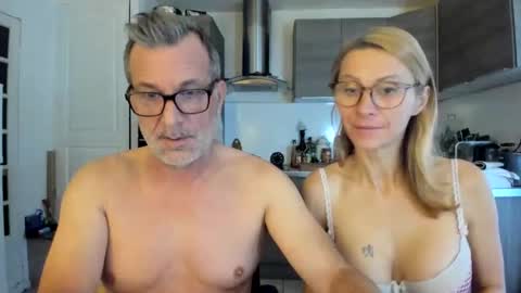 LOVELY JULIA  Peter DAY online show from 12-03-25, 09:07