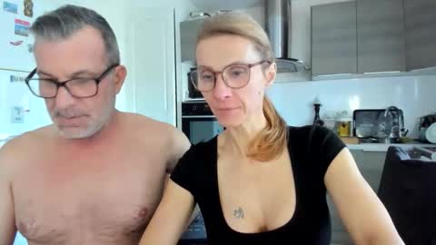 LOVELY JULIA  Peter DAY online show from 02-19-26, 08:54