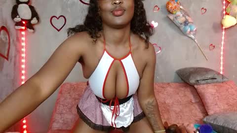 Snapshot of mupitta_sweett chatting on 09-30-25, 05:29 Leidy online show from 09-30-25, 05:29