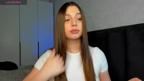 Kaya online show from 10-30-25, 01:07