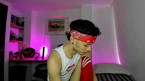 murielkarmesi online show from 01-03-25, 08:11