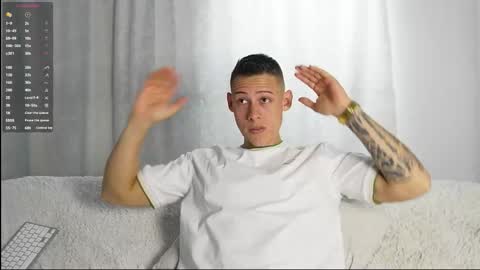 muscle_king_cum online show from 10-10-25, 01:10