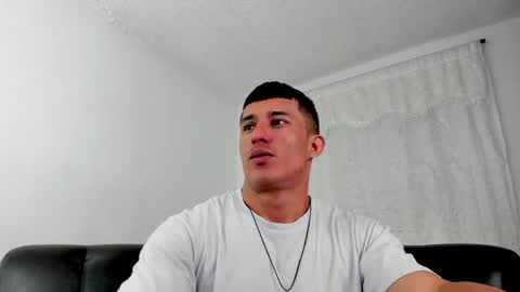 Snapshot of muscle_man07 chatting on 05-18-26, 04:02 Muscle Man online show from 05-18-26, 04:02