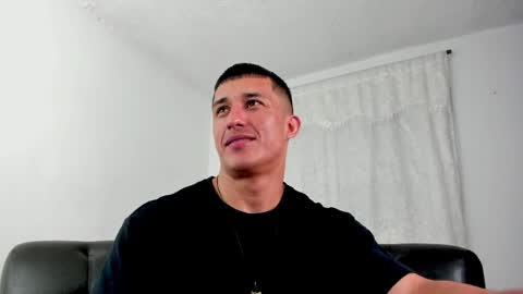 Snapshot of muscle_man07 chatting on 06-06-26, 11:09 Muscle Man online show from 06-06-26, 11:09