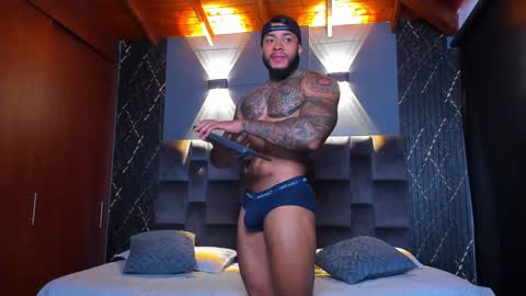 Nick online show from 01-06-25, 03:42