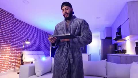 Nick online show from 11-05-25, 11:10