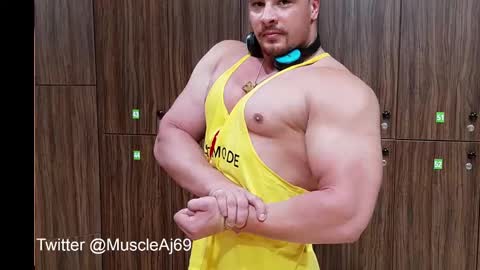 AJ online show from 12-22-24, 06:37