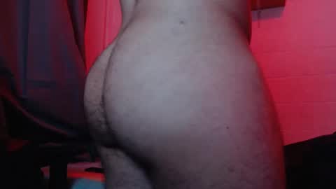 Snapshot of muscledbigbear chatting on 03-26-26, 04:40 muscledbigbear online show from 03-26-26, 04:40