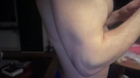 musclehair3 online show from 02-17-25, 05:43