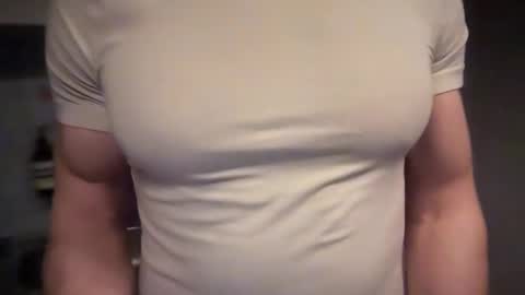 musclehair3 online show from 02-19-25, 09:47