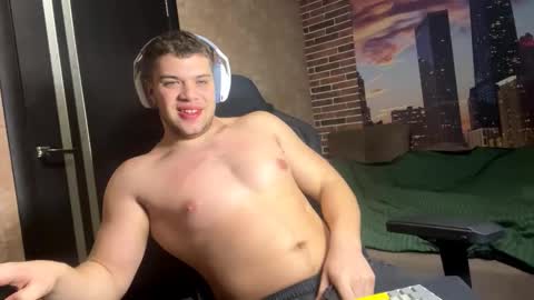 Snapshot of musclephantom chatting on 03-29-26, 09:15 Egor online show from 03-29-26, 09:15